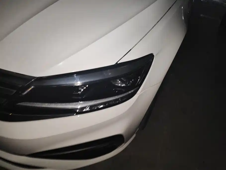Lamando 280 TSI DSG Comfort