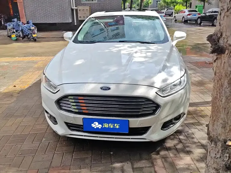 Ford Mondeo 2.0 L GTDi240 Supreme