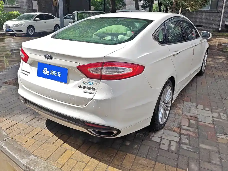 Mondeo 2.0 L GTDi240 Supreme