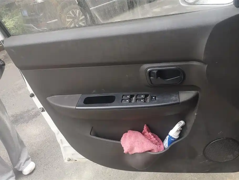 Wuling Hongguang 1.2 L S Basic CN-V