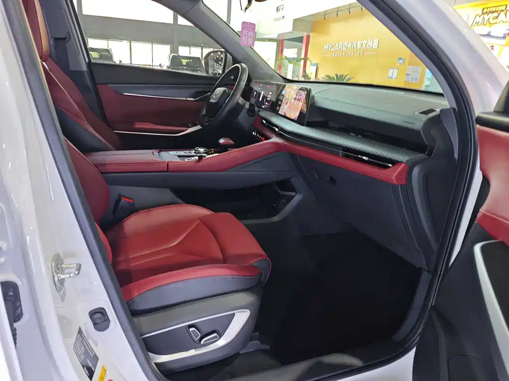 Changan CS75 PLUS 2 nd Gen 1.5 T Auto Premium