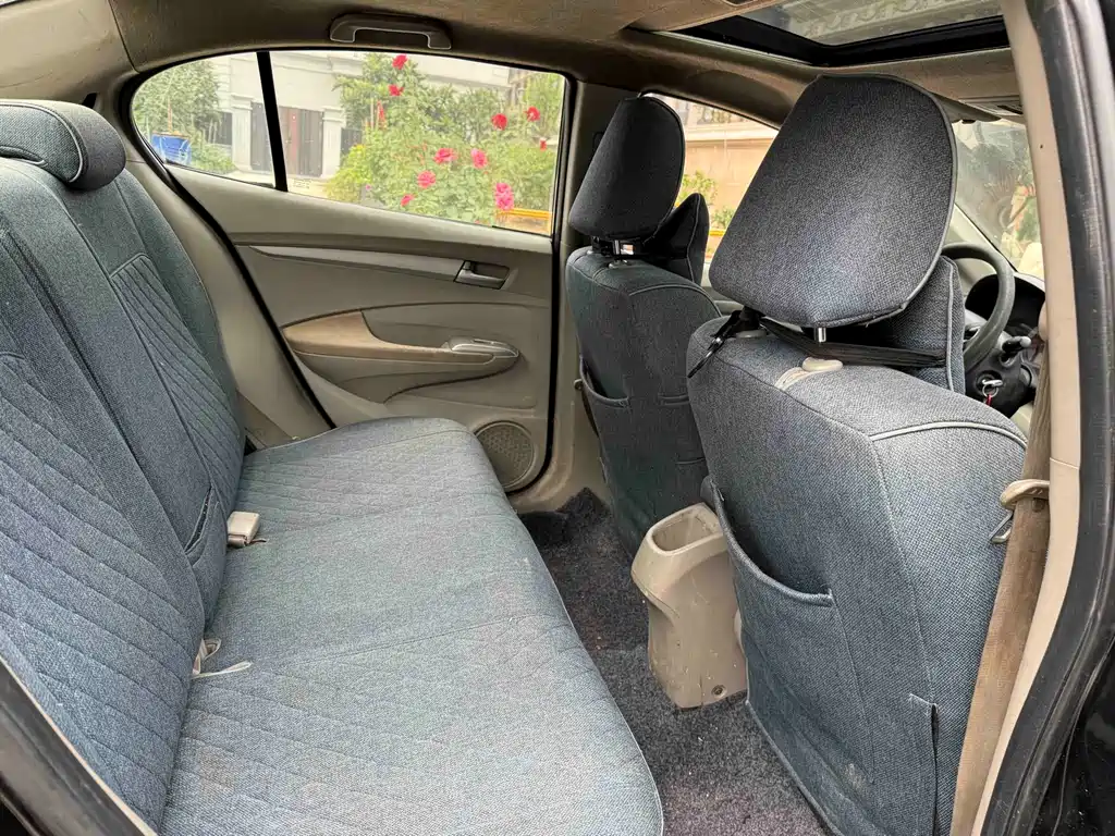 City Classic 1.5 L Auto Elite
