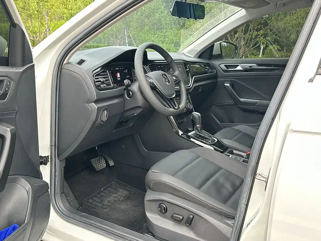 T-ROC 280 TSI DSG 2 WD Comfort Enjoyment PLUS