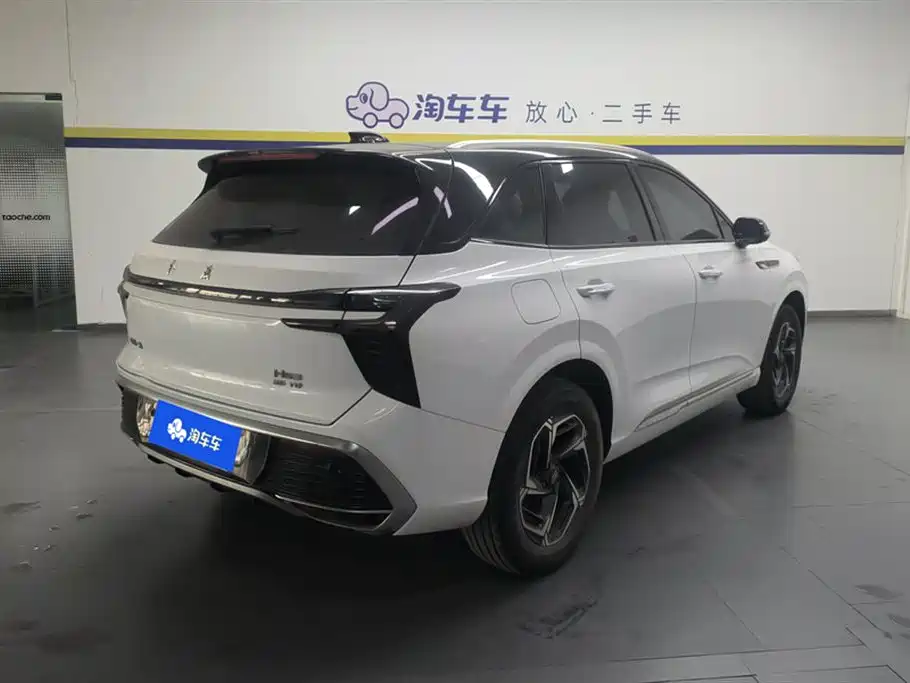 Hongqi HS3 1.5 T 2 WD Good Deed