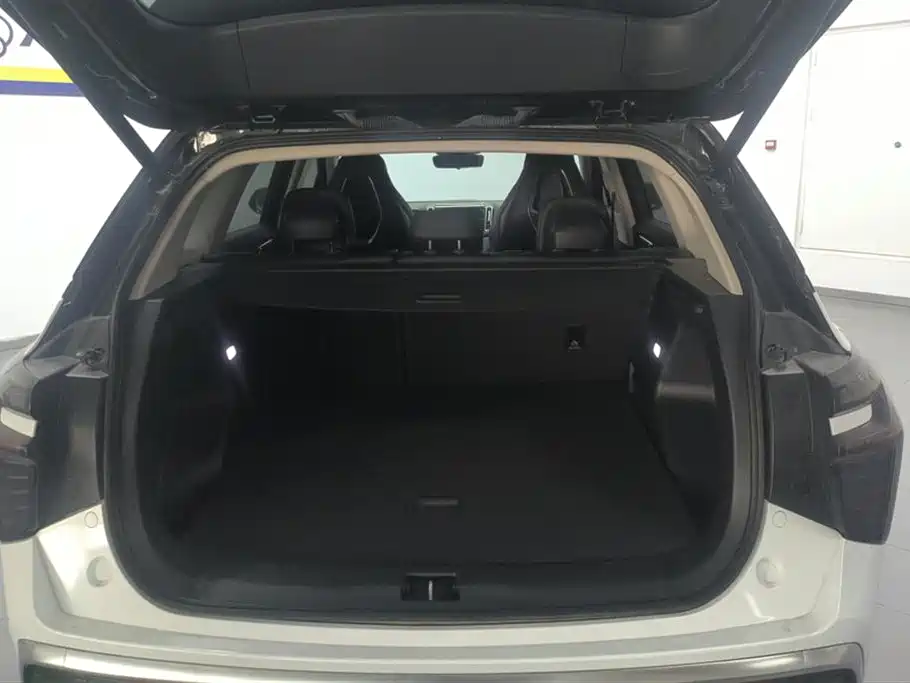 Hongqi HS3 1.5 T 2 WD Good Deed