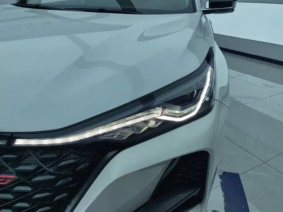 Changan CS75 PLUS 1.5 T Auto Luxury