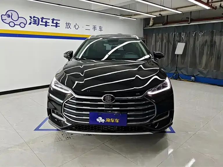 BYD Tang 2.0 T Auto Connected Premium 5-seat CN-VI