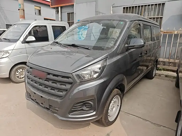 Xinyuan Auto 金海狮M 金海狮M 2025款1.5 L 工程狮客车5/6/7座
