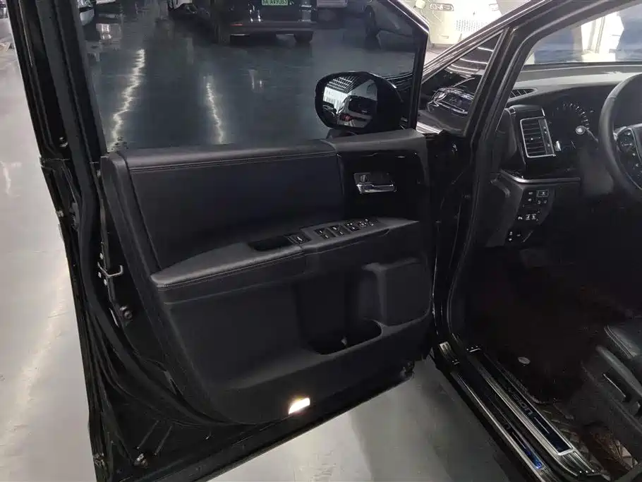 Elysion 2.0 L Hybrid Luxury