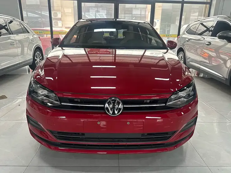 Volkswagen Polo Plus 1.5 L Auto Panoramic Pleasure