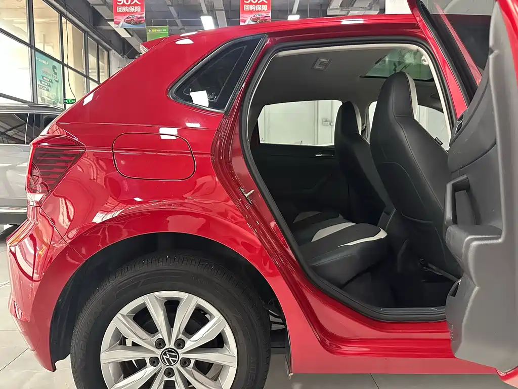 Polo Plus 1.5 L Auto Panoramic Pleasure