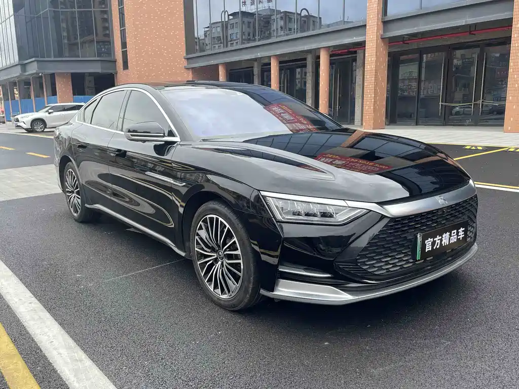 Han DM 4 WD Performance Distinguished