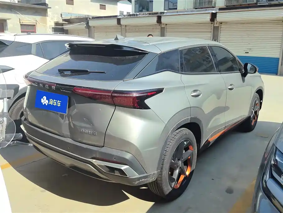 Omoda 欧萌达 2022款 1.6 TGDI DCT高维版