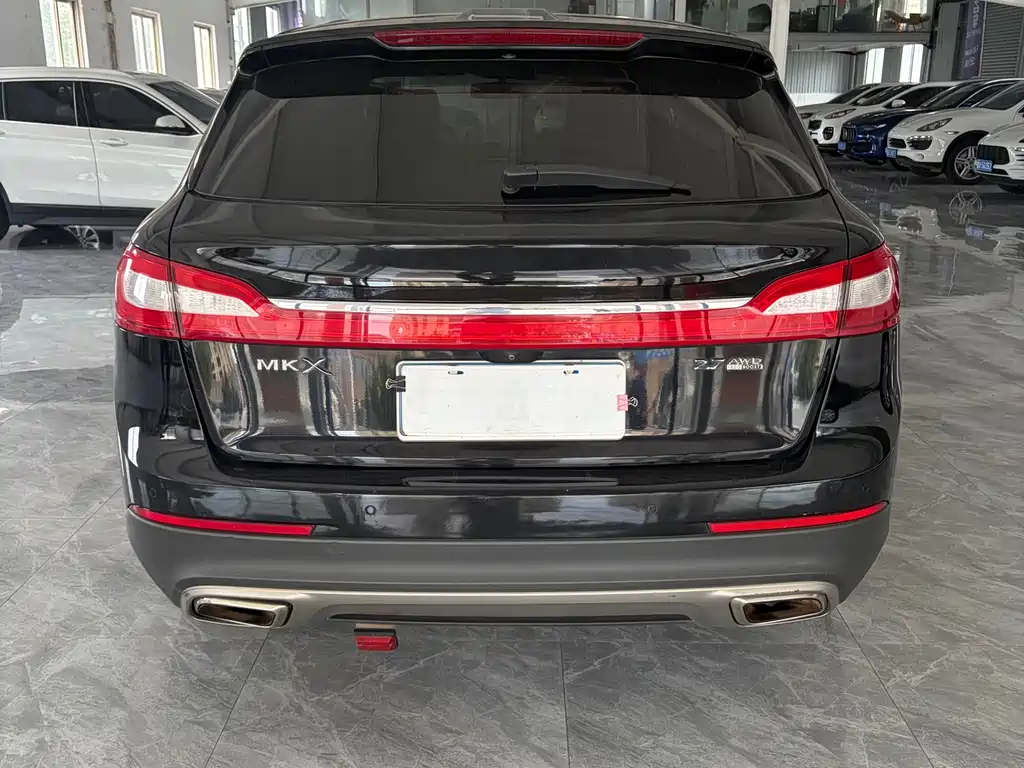Lincoln MKX 2.7 T 4 WD Honor Shine