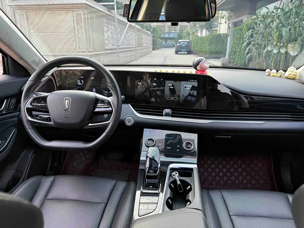 Besturn B70 3 rd Gen 2.0 T Auto Premium