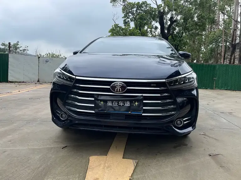BYD Song MAX 1.5 T Auto Connected Wise Motion 6-seat CN-VI