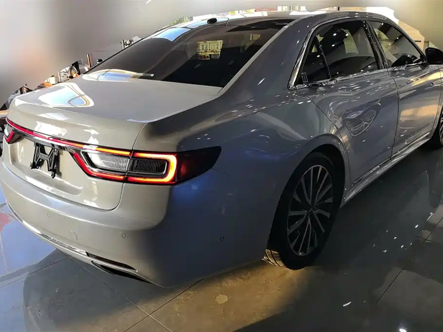 Lincoln Continental 2.0 T 2 WD Honor Shine
