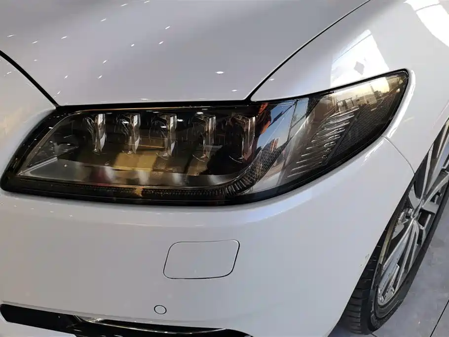 Lincoln Continental 2.0 T 2 WD Honor Shine