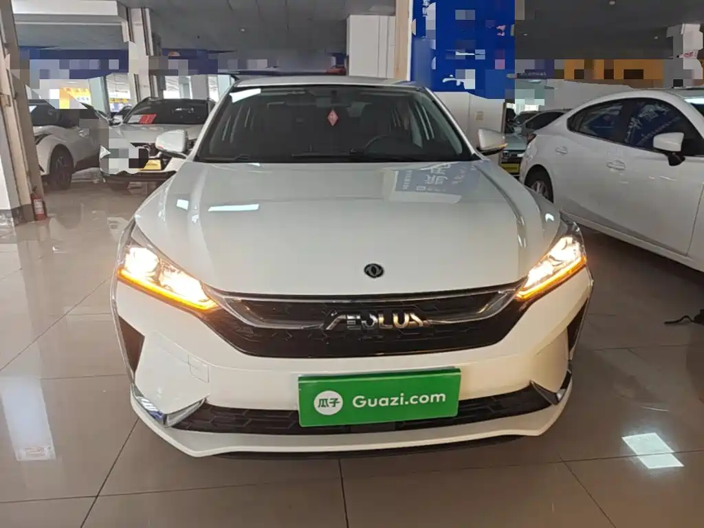 Yixuan 奕炫 2020款 230 T 自动炫目赛道版