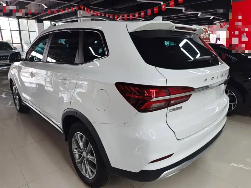 Roewe RX5 330 TGI Auto China Style