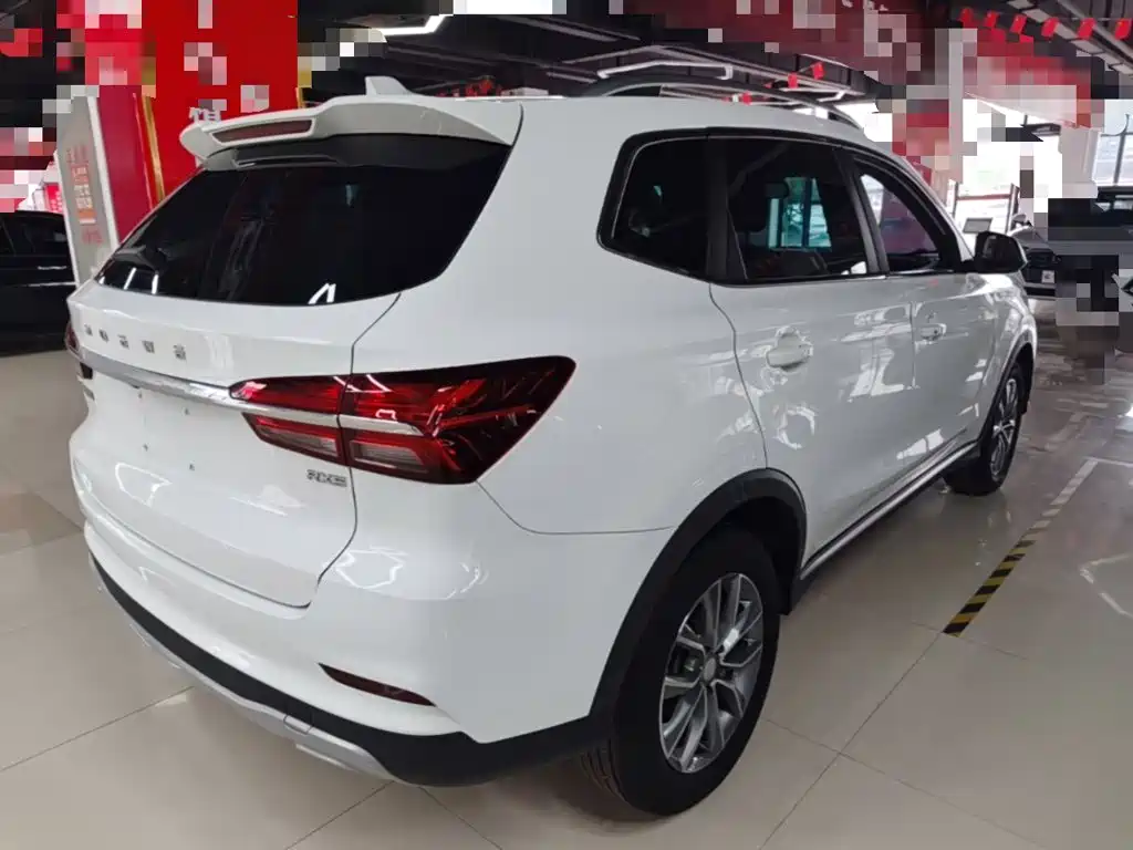 Roewe RX5 330 TGI Auto China Style