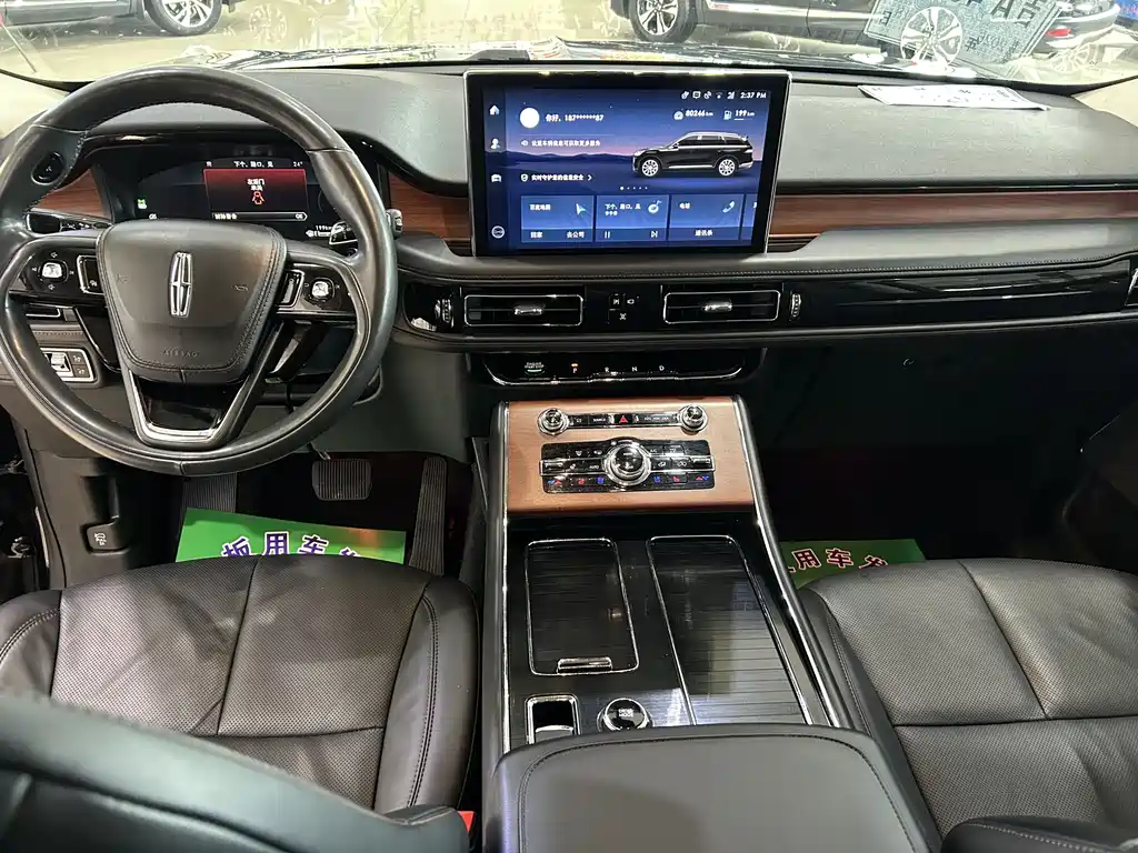 Aviator 3.0 T V6 4 WD Premium