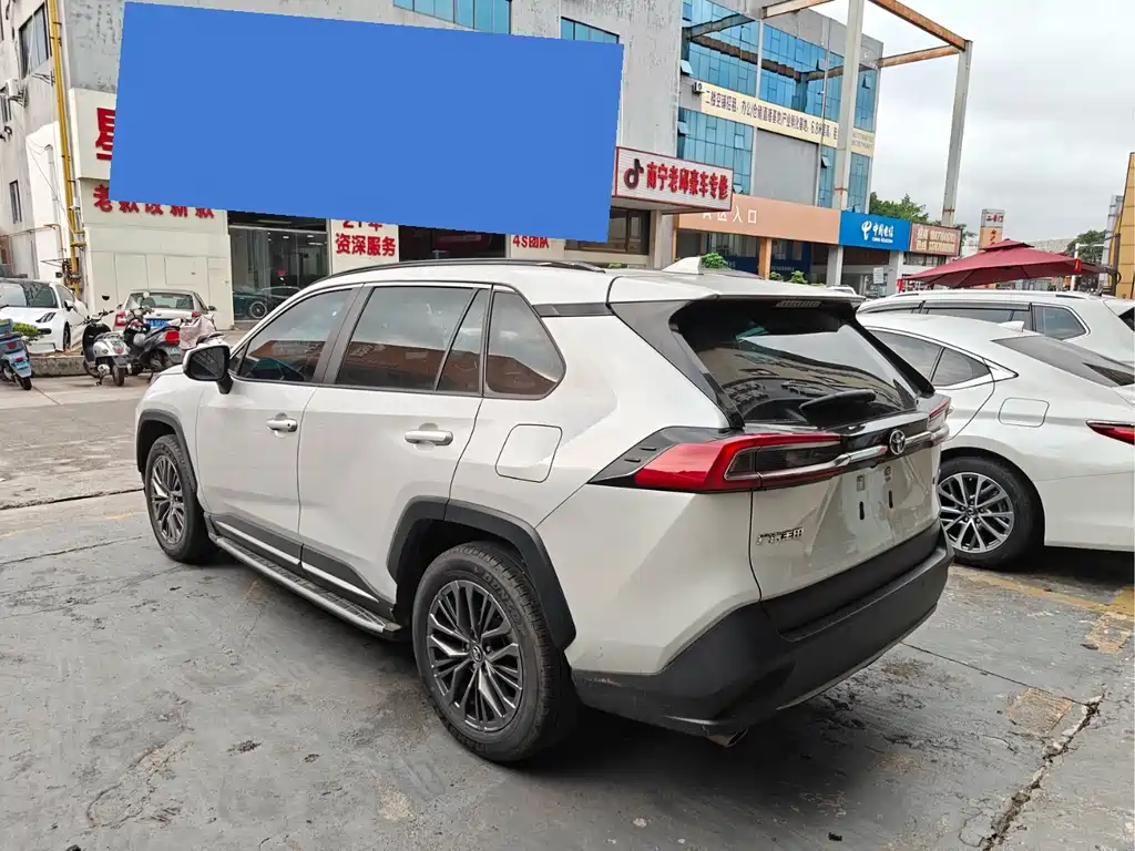 Wildlander 2.0 L CVT 2 WD Luxury PLUS