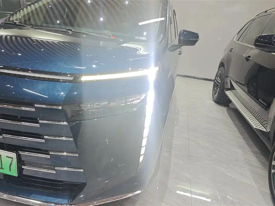 Trumpchi E8 NEV 传祺E8 PHEV 2024款 150 km MAX