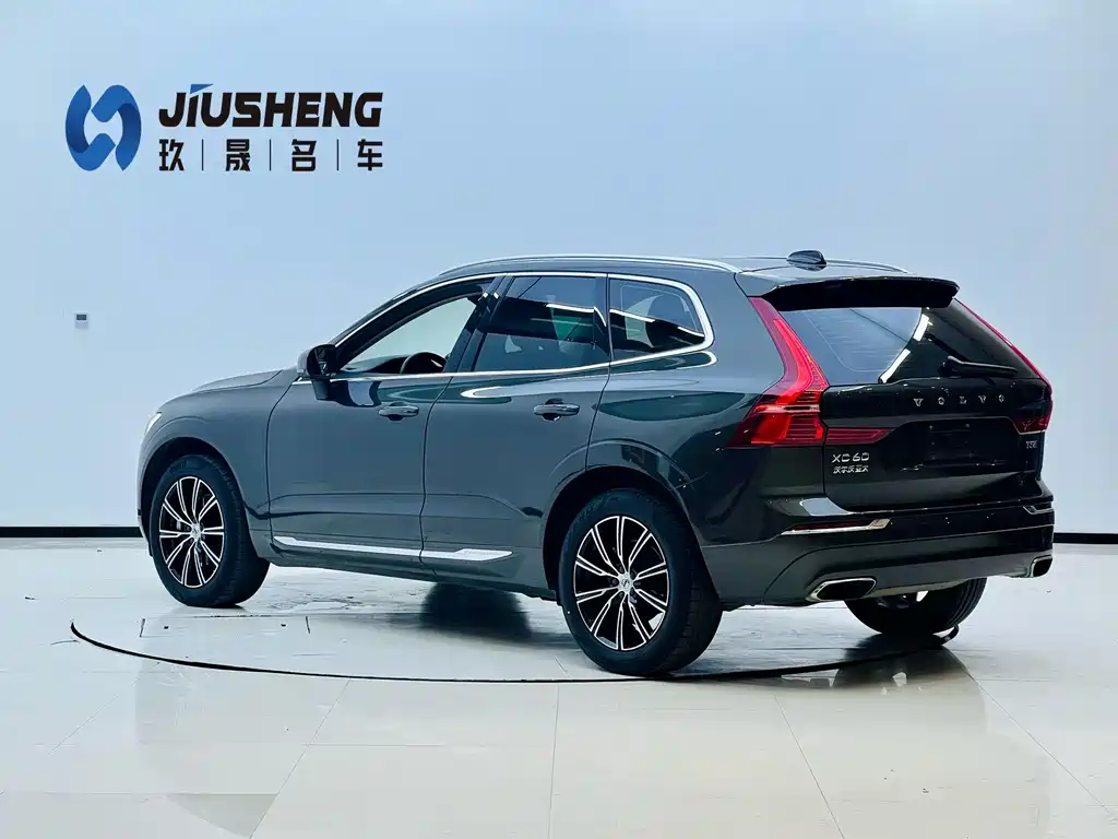 Volvo XC60 T5 4 WD Smart Vision Luxury