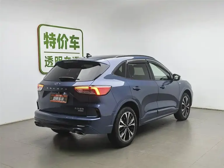 Ford Escape EcoBoost 245 4 WD Indulge ST-LINE