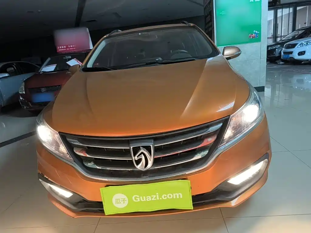 Baojun 310 1.5 L Manual Luxury