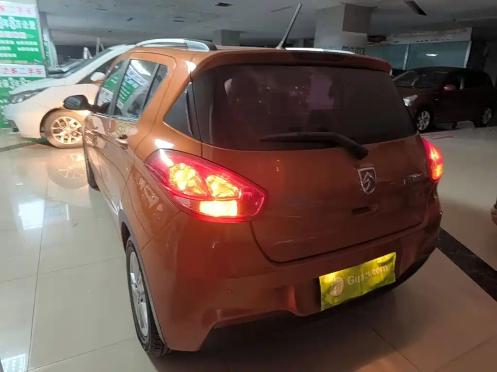 Baojun 310 1.5 L Manual Luxury
