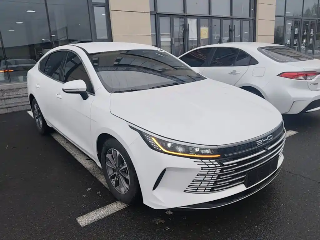 Destroyer 05 Glory DM-i 55 KM Luxury