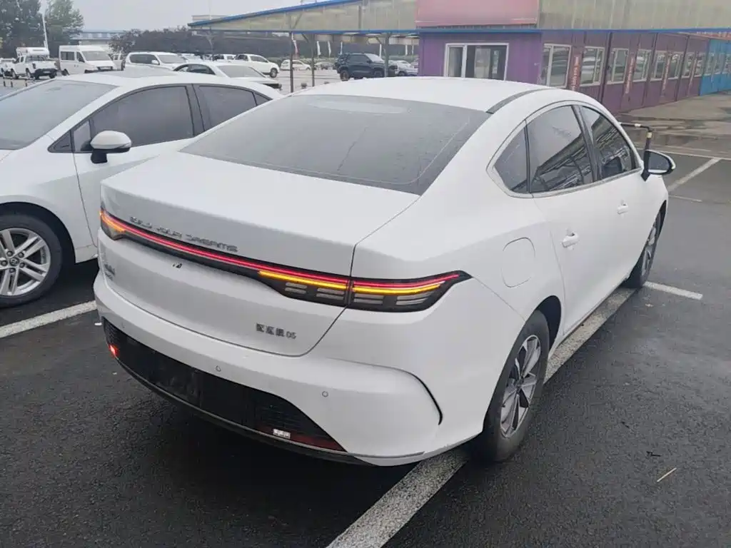 Destroyer 05 Glory DM-i 55 KM Luxury