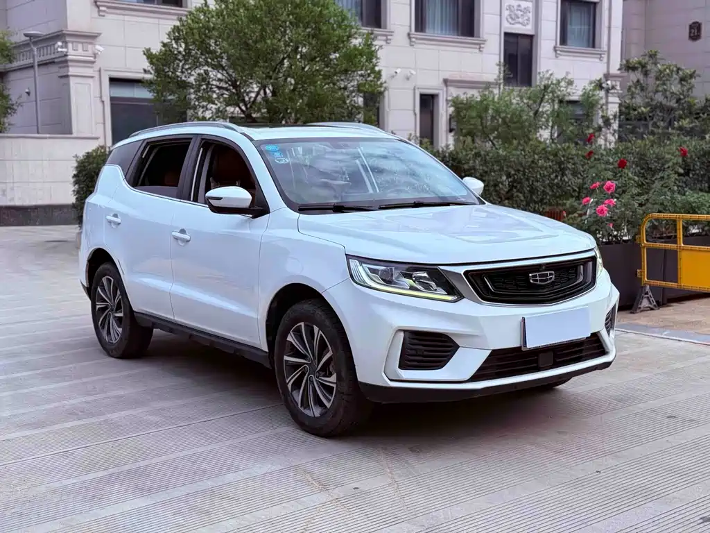 Vision X6 1.4 T CVT Distinguished