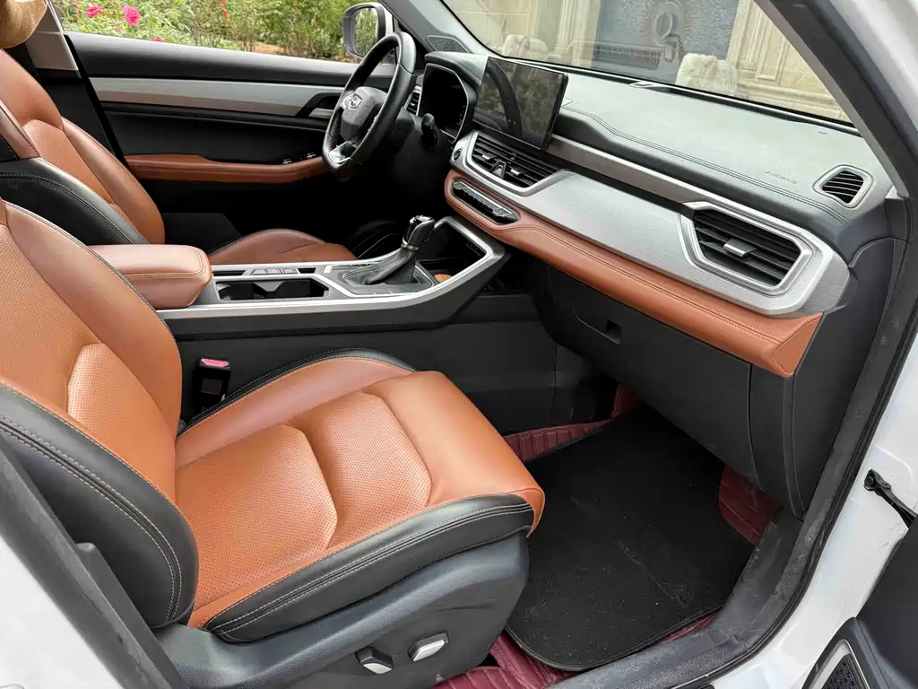 Vision X6 1.4 T CVT Distinguished