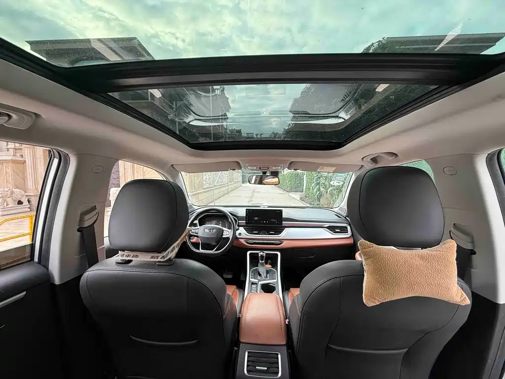 Vision X6 1.4 T CVT Distinguished