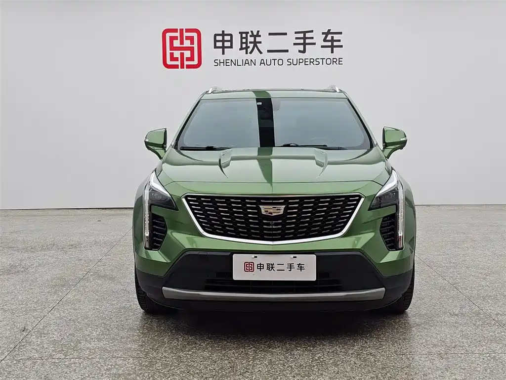 Cadillac XT4 28 T 2 WD Leading