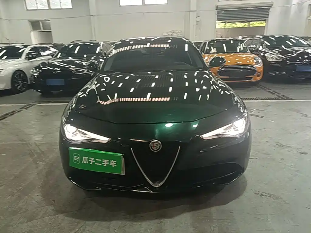 Giulia 2.0 T 280 HP Luxury