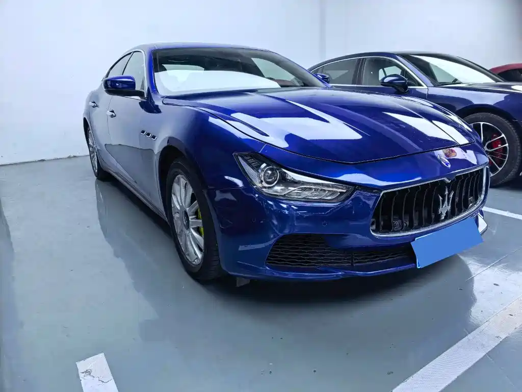 Ghibli 3.0 T Standard
