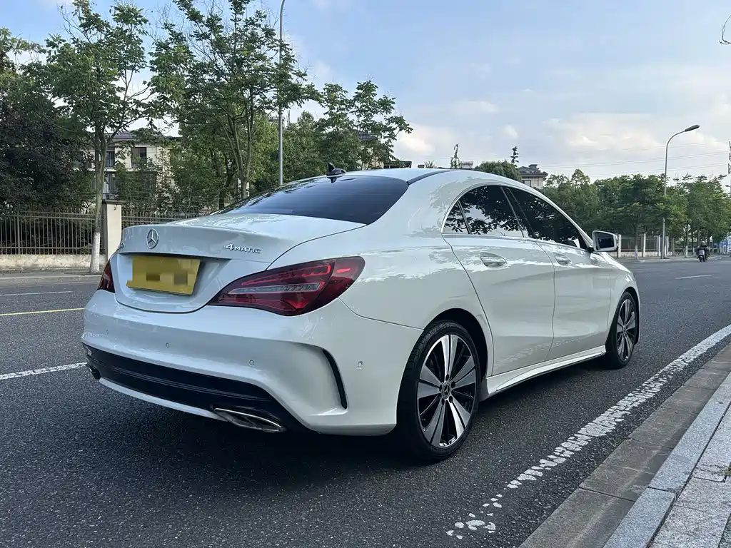 Mercedes-Benz CLA (Import) Facelift CLA 200 Fashion