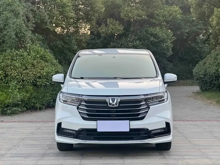 Honda Odyssey 2.0 L e:HEV Sharp· Joy