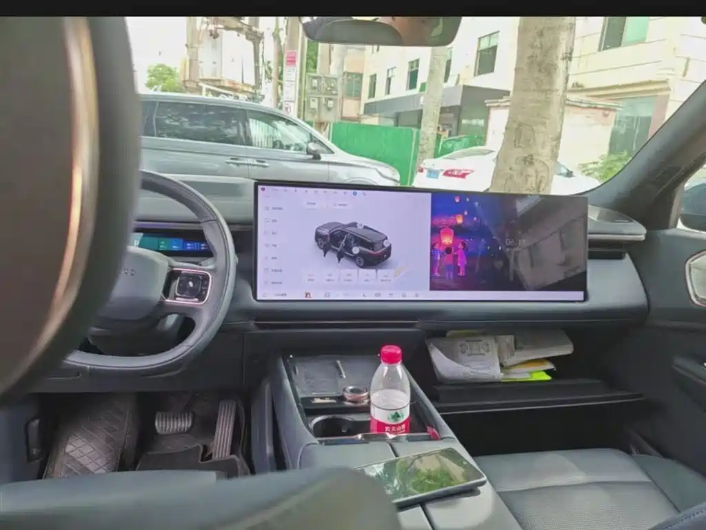 Lynk & Co 900 领克900 2025款 2.0 T Ultra 6座