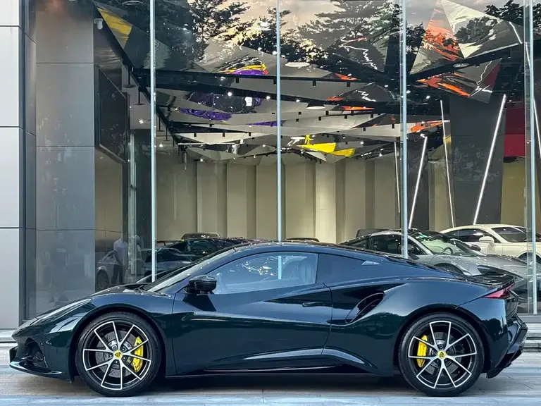 Lotus EMIRA 2.0 T DCT First Edition