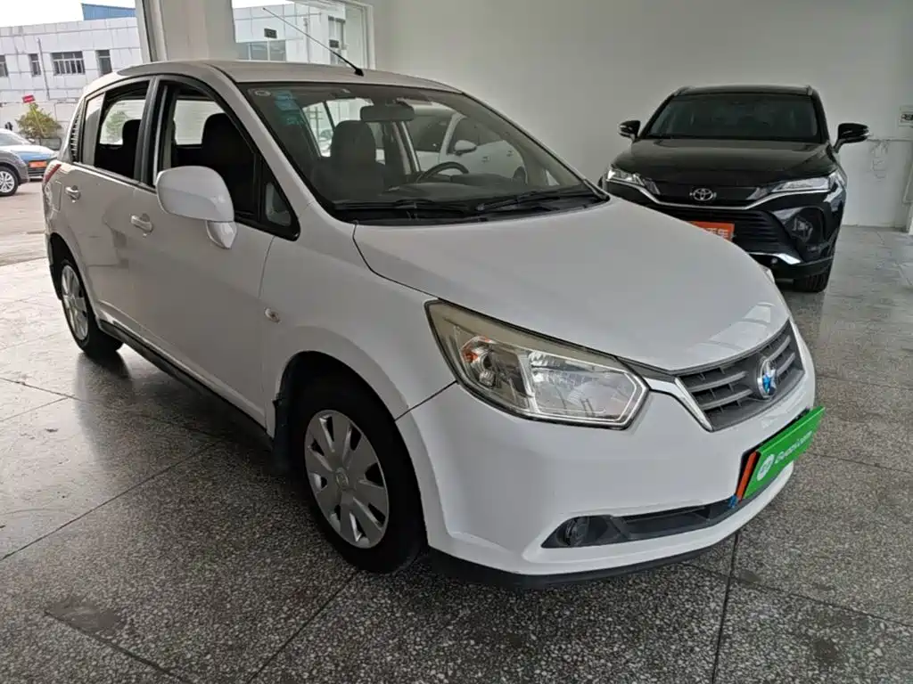 Venucia R50 1.6 L Manual Fashion
