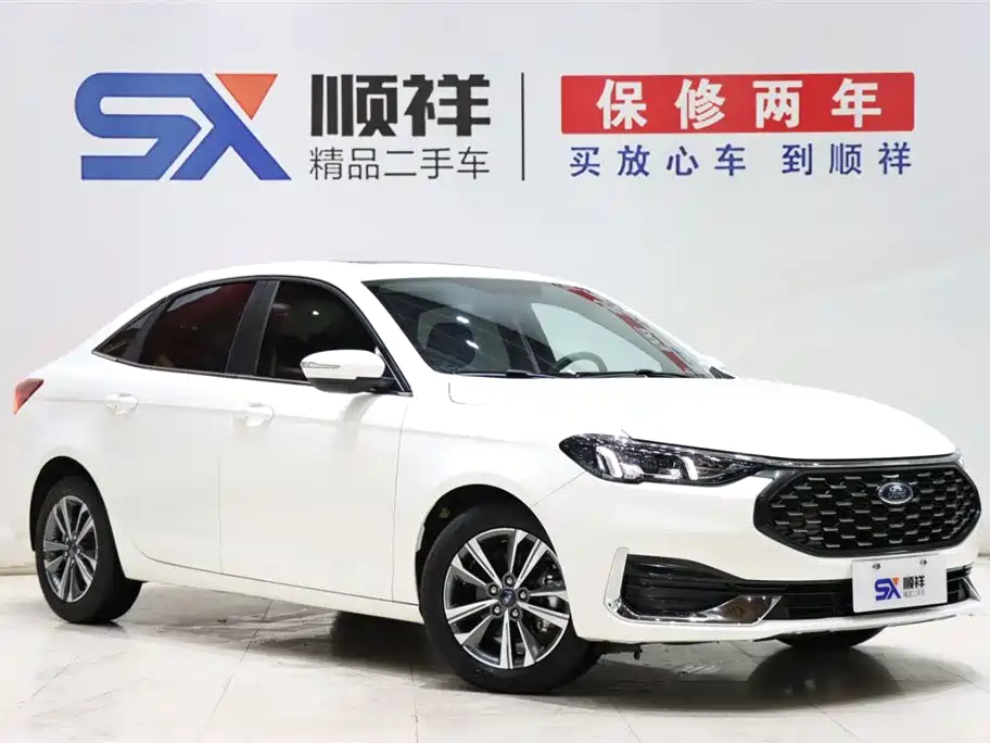 Escort 1.5 L Auto Diamond