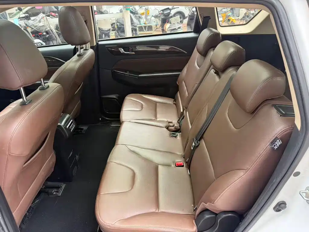 Xuanlang 2.0 L CVT Comfort