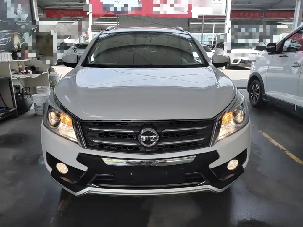Venucia T70 2.0 L CVT Wise Fun