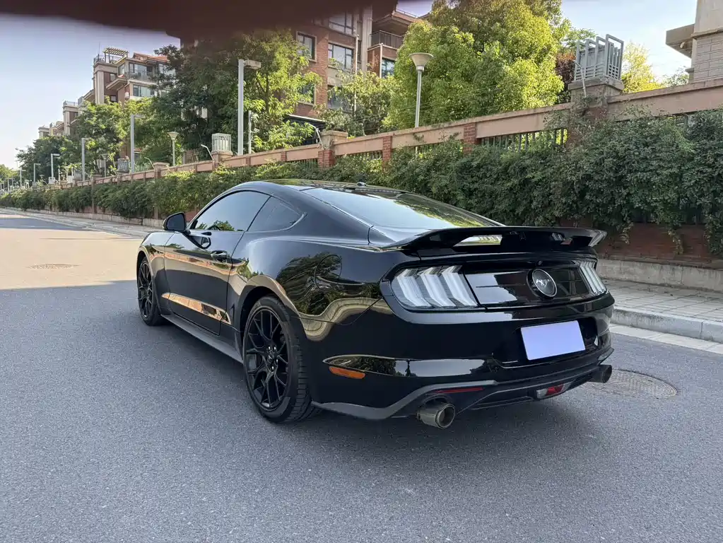 Mustang 2.3 L EcoBoost