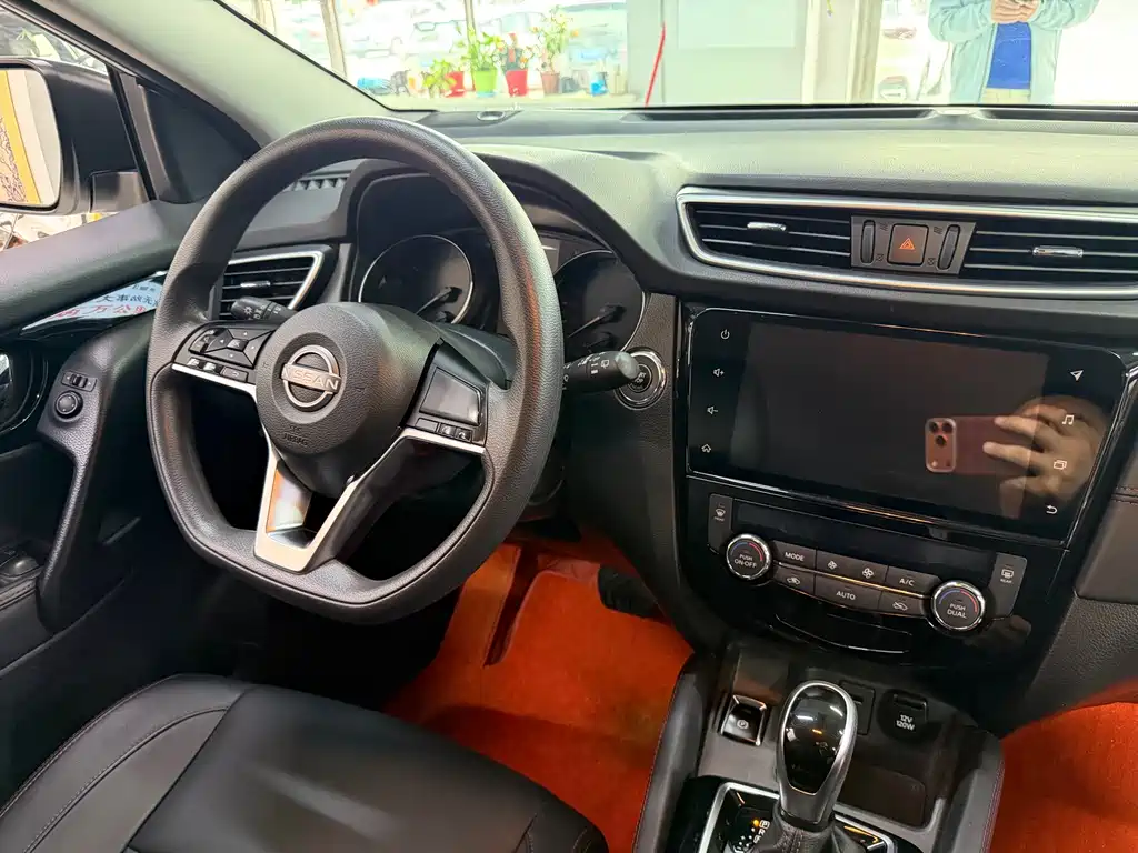 Qashqai Classic 2.0 L CVT XV Comfort